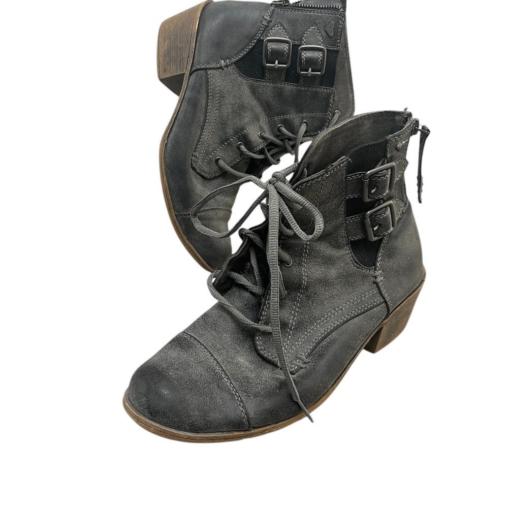 Roxy Grey Perfectly Distressed Women's size 9 Lace Up Bootie